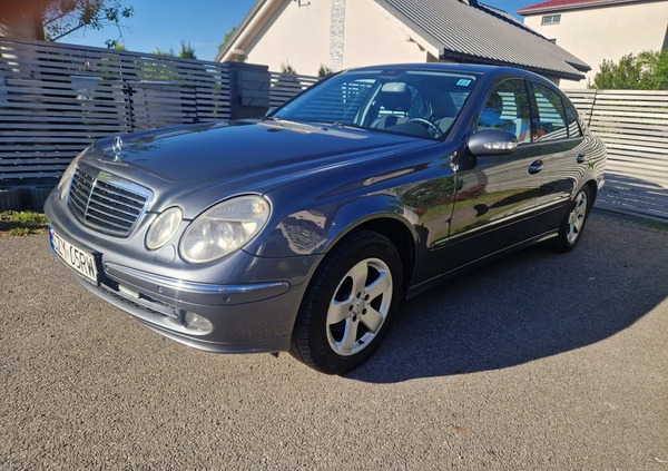 Mercedes-Benz Klasa E cena 37500 przebieg: 301000, rok produkcji 2005 z Żywiec małe 121